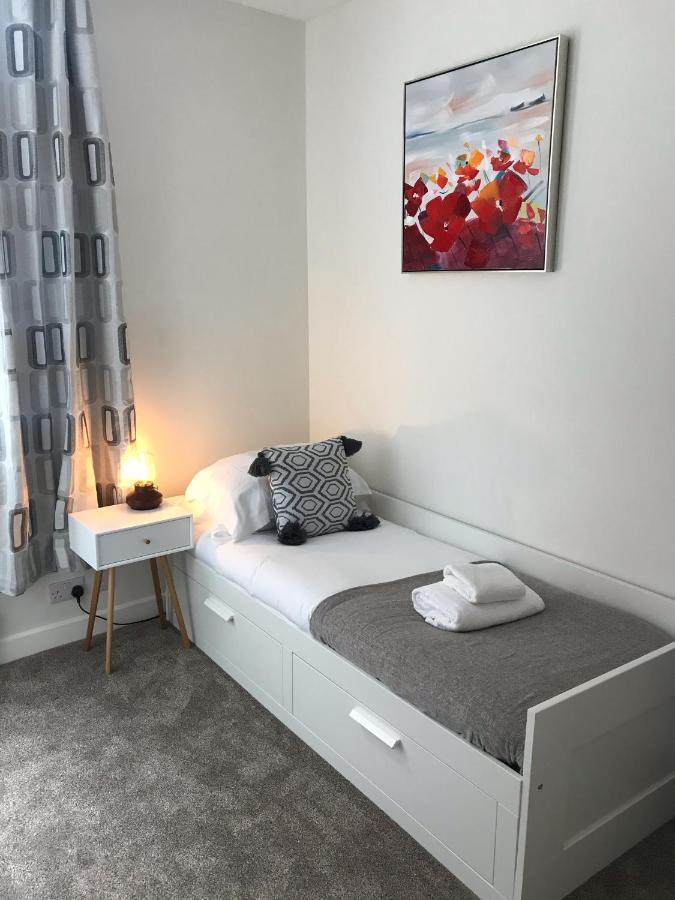 Portland Street With Free Parking Apartment