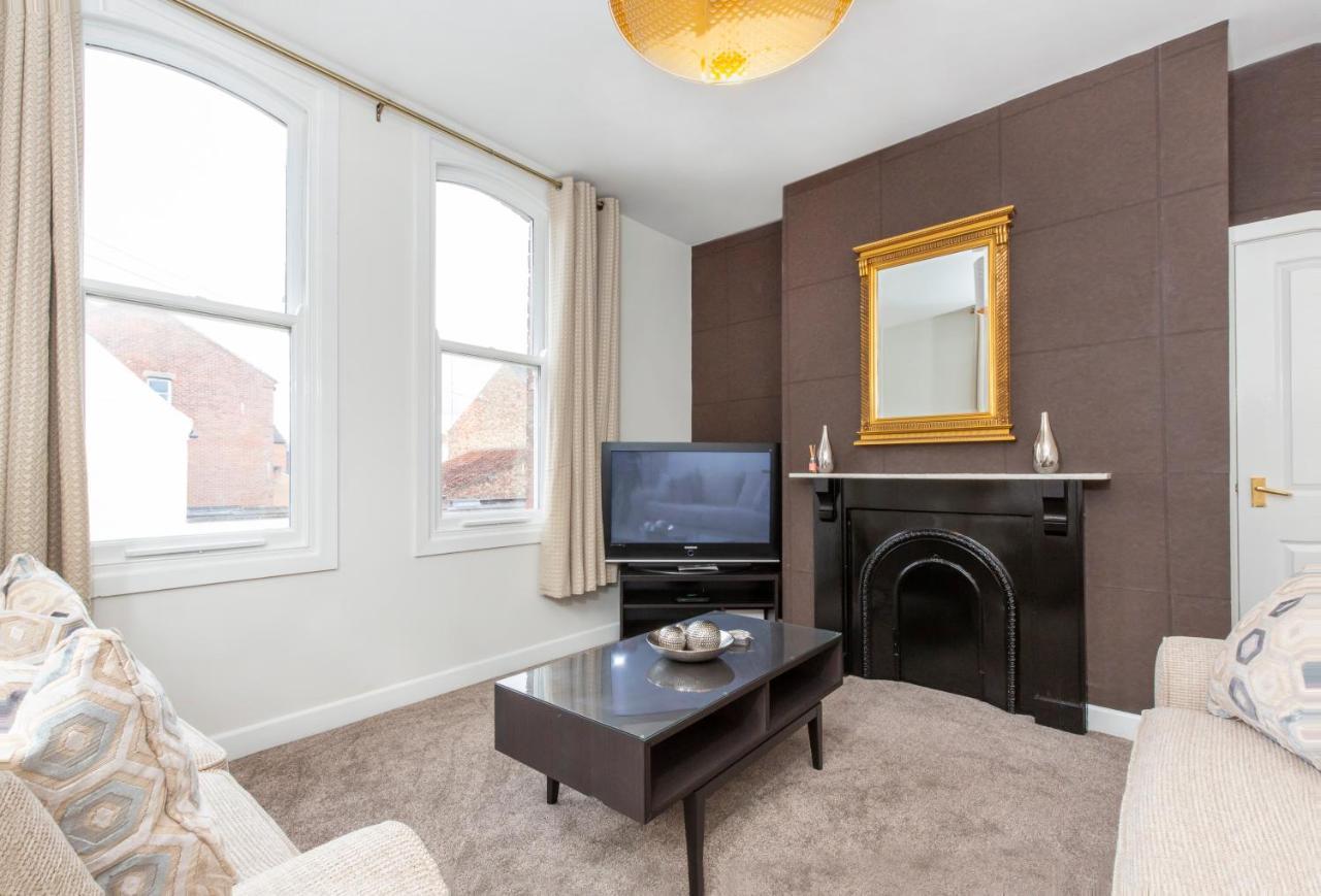 Apartment Portland Street With Free Parking York