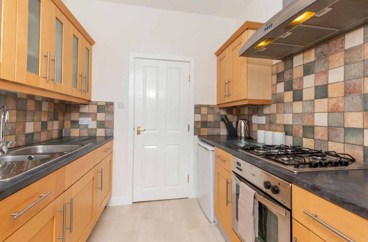 Portland Street With Free Parking Apartment